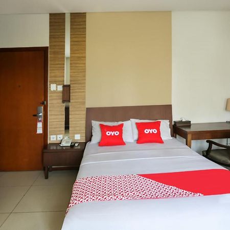 Capital O 1748 Thamrin Condotel Jakarta Extérieur photo
