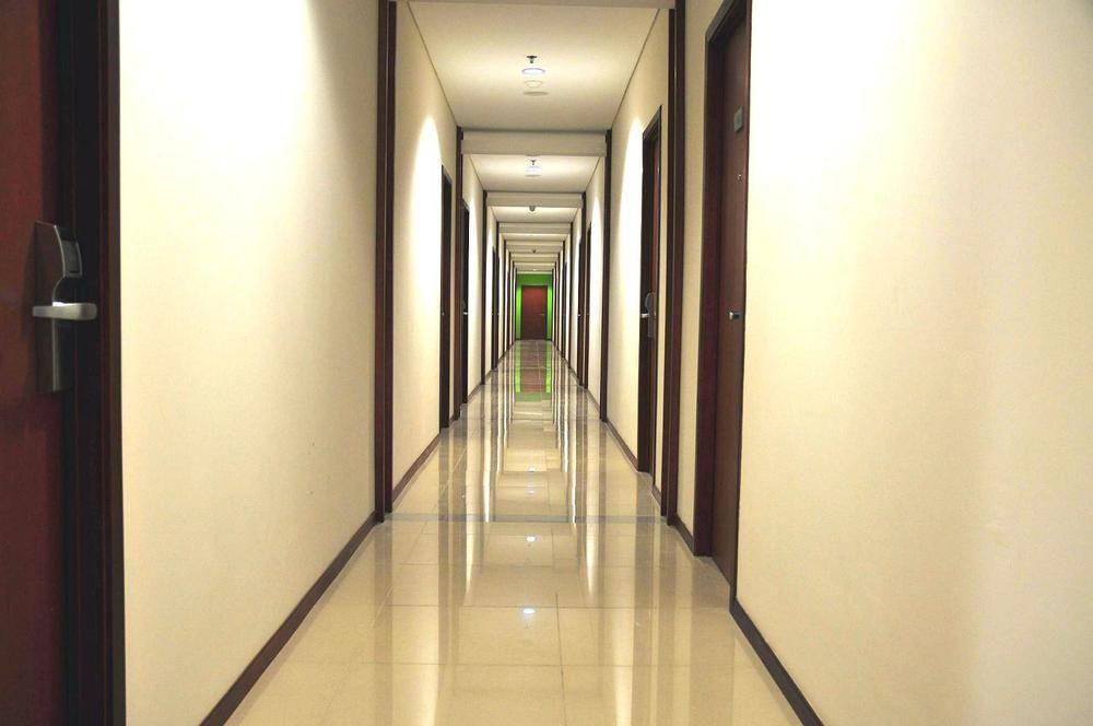Capital O 1748 Thamrin Condotel Jakarta Extérieur photo