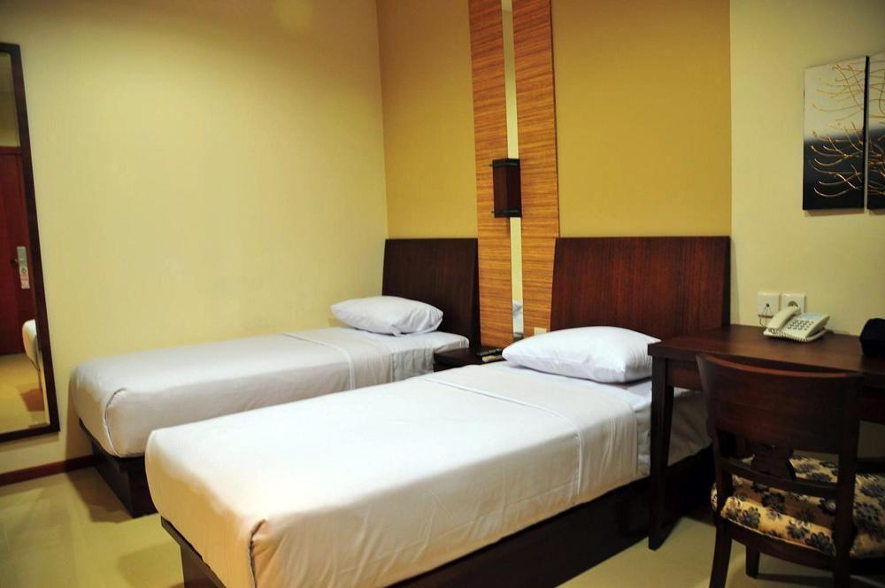 Capital O 1748 Thamrin Condotel Jakarta Extérieur photo