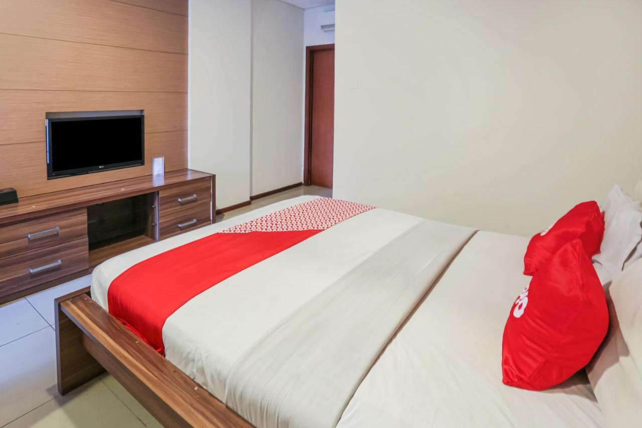 Capital O 1748 Thamrin Condotel Jakarta Extérieur photo