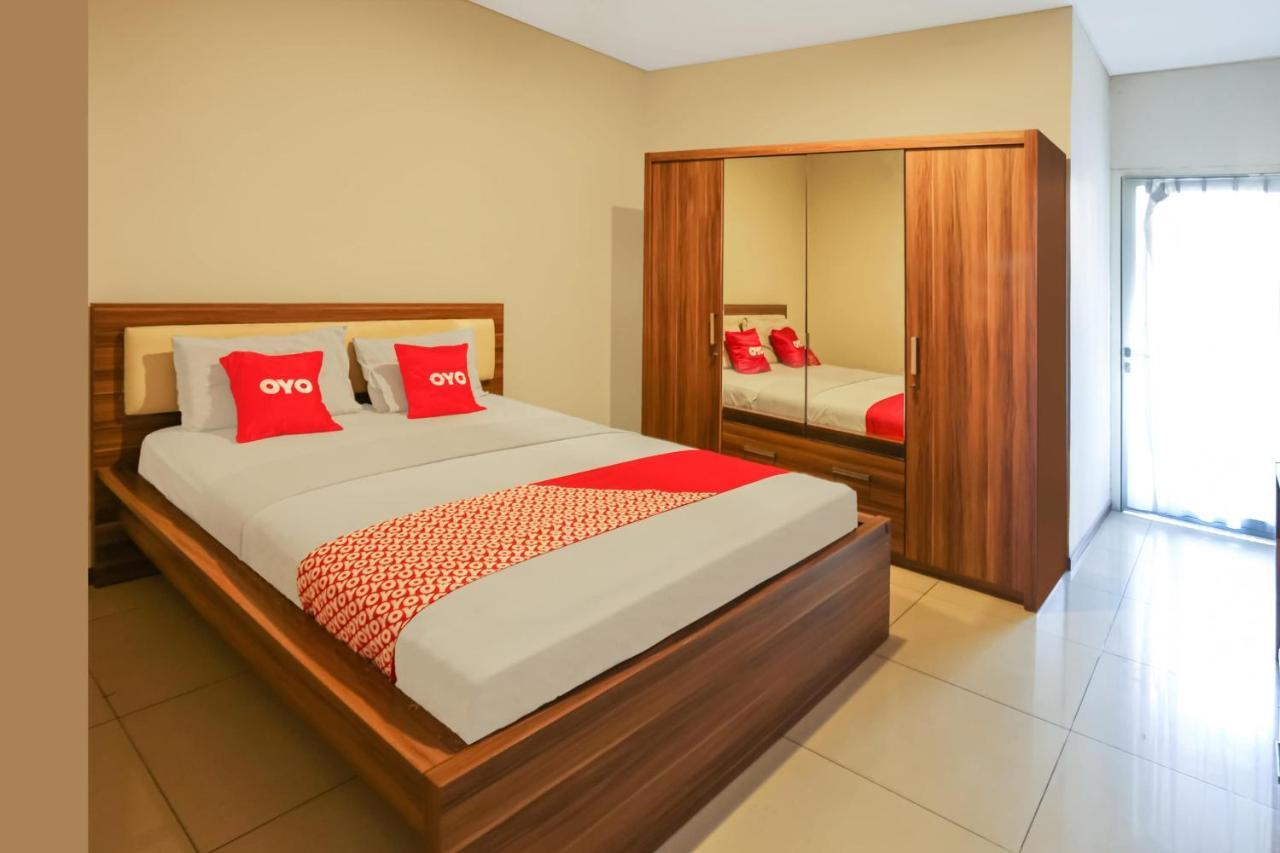 Capital O 1748 Thamrin Condotel Jakarta Extérieur photo