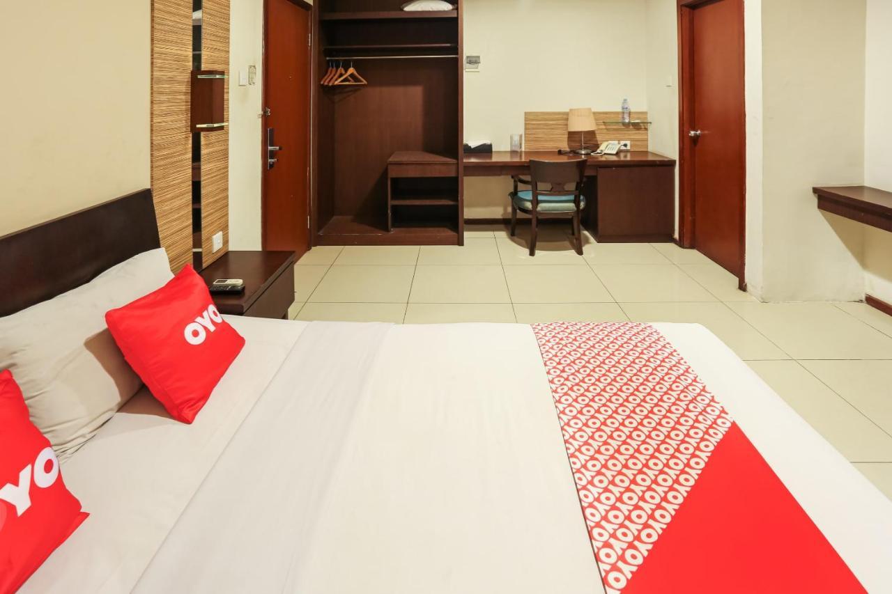 Capital O 1748 Thamrin Condotel Jakarta Extérieur photo