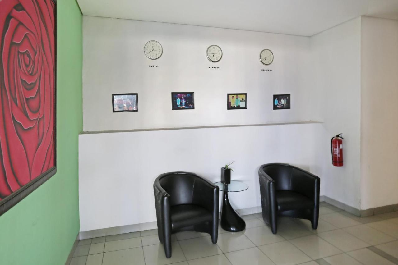 Capital O 1748 Thamrin Condotel Jakarta Extérieur photo