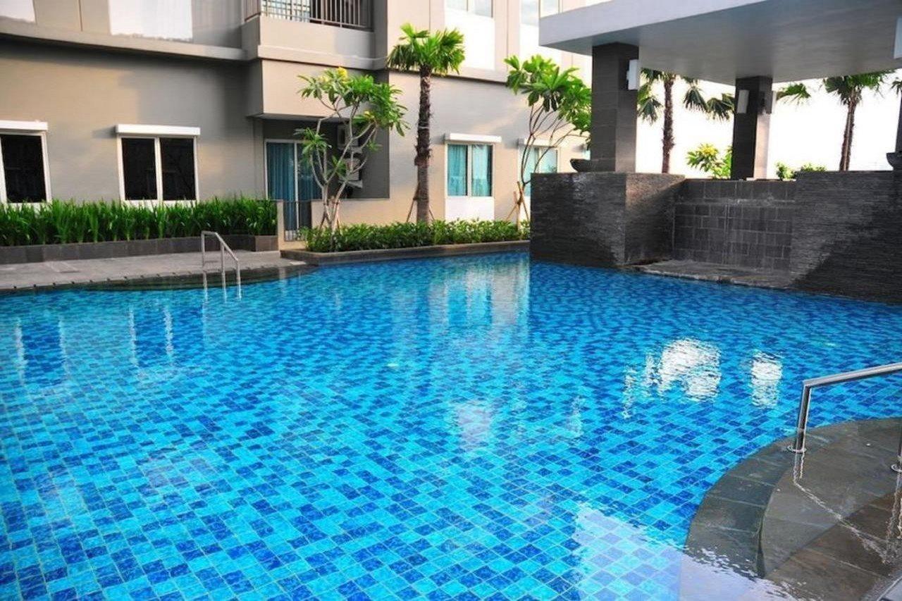 Capital O 1748 Thamrin Condotel Jakarta Extérieur photo