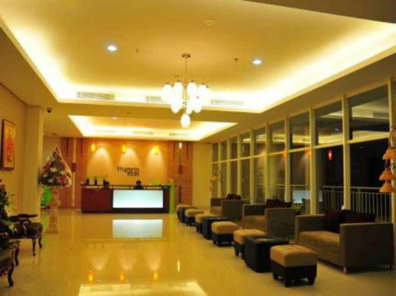 Capital O 1748 Thamrin Condotel Jakarta Extérieur photo